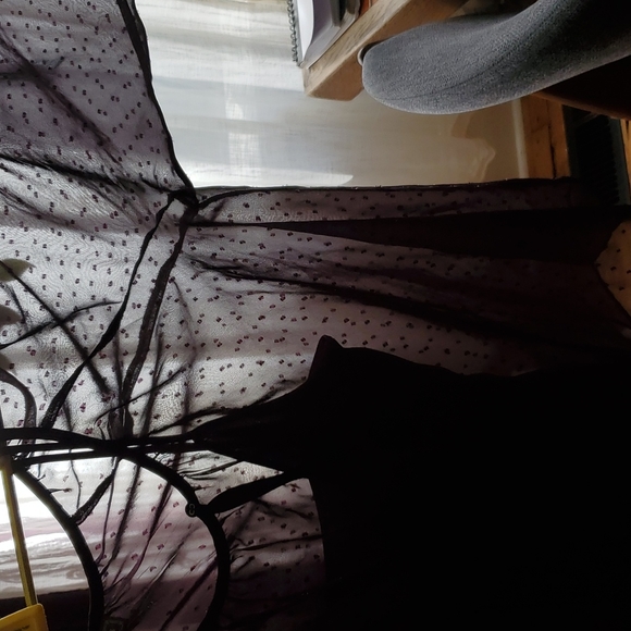 Point Sur sheer aubergine blouse & cami - Picture 5 of 12